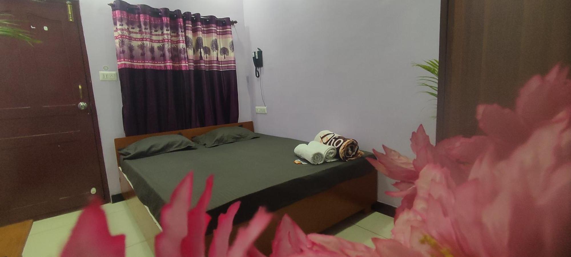 Adh Amilia Gardens Hotel Narasimharaja Puram Kültér fotó